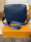 ルイヴィトン タイガ （ブランドバッグ）の商品画像 - 美品 - 査定完了日：2025.04.26 - 最高査定価格：60,000円