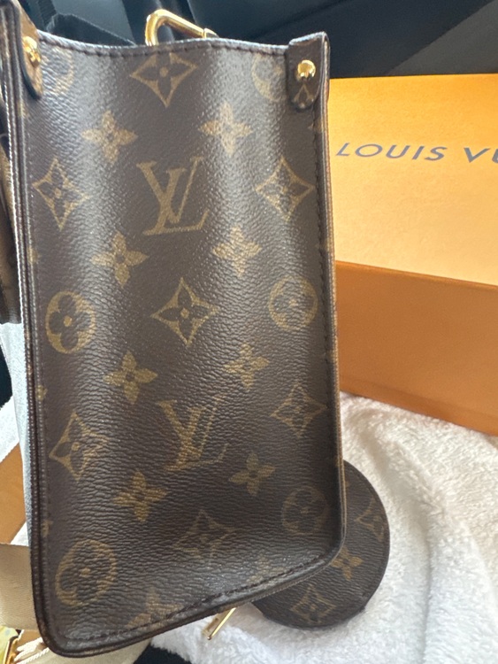 ルイヴィトン モノグラム （ブランドバッグ）の商品画像 - 査定依頼日：2025年6月6日 - 最高査定価格：350,000円