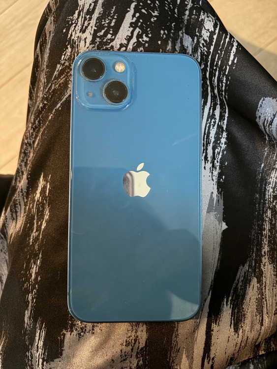iPhone iPhone 13 512GB Softbank（スマホ）の商品画像 - 査定依頼日：2026年8月12日 - 最高査定価格：50,000円
