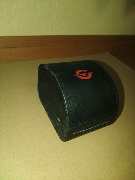 EVANGELION×G-SHOCK（高級時計）の商品画像 - 査定依頼日：2025年2月16日 - 最高査定価格：16,000円