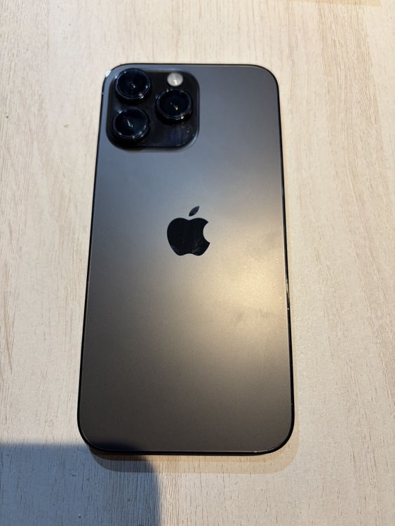 iPhone 14 Pro Max 256GB au（スマホ）の商品画像 - 査定依頼日：2026年4月11日 - 最高査定価格：67,000円