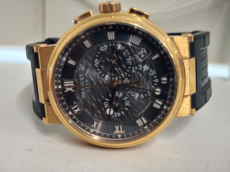 ブレゲ マリーン クロノグラフ5527bq（高級時計）の商品画像 - 査定依頼日：2025年7月29日 - 最高査定価格：3,000,000円