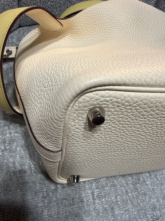 ピコタンロックPM（ブランドバッグ）の商品画像 - 査定依頼日：2025年12月21日 - 最高査定価格：320,000円