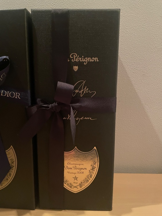 シャンパン ドン・ペリニヨン （お酒）の商品画像 - 査定依頼日：2025年6月27日 - 最高査定価格：19,500円