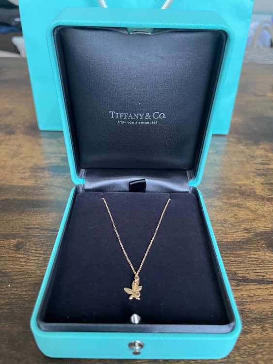 ティファニー オリーブリーフ ネックレス ピンクゴールド（K18）（金・貴金属）の商品画像 - 査定依頼日：2025年7月22日 - 最高査定価格：65,000円