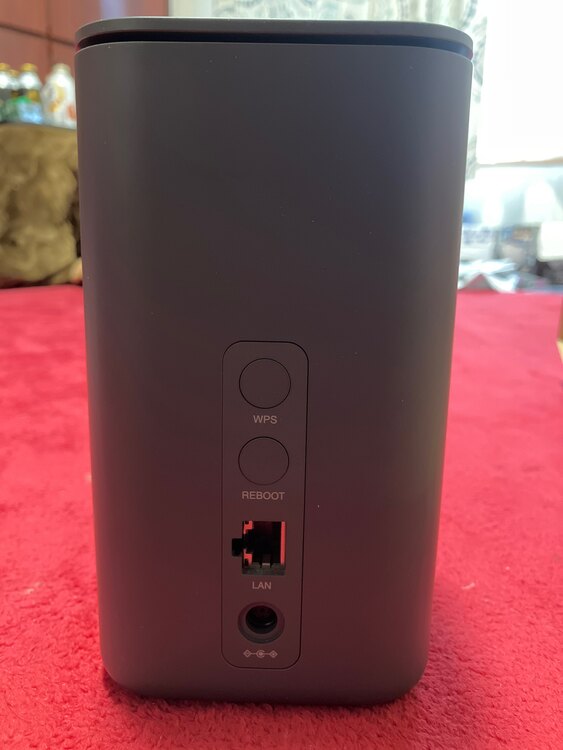 docomohome5G HR01（家電）の商品画像 - 査定依頼日：2024年12月19日 - 最高査定価格：2,000円