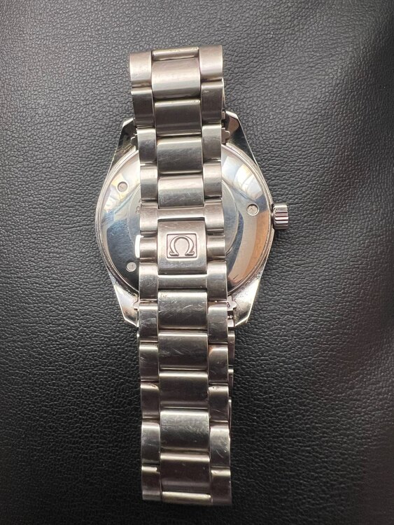 アクアテラ（高級時計）の商品画像 - 査定依頼日：2025年3月22日 - 最高査定価格：250,000円