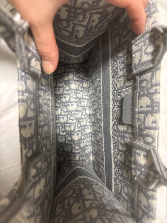 ディオール  （ブランドバッグ）の商品画像 - 査定依頼日：2026年2月14日 - 最高査定価格：130,000円