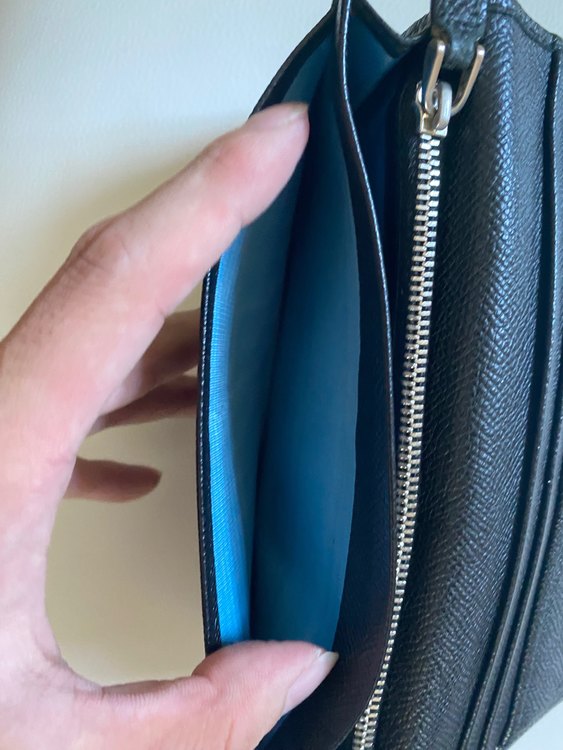 ブルガリ ビーゼロワン（ブランド財布・小物）の商品画像 - 査定依頼日：2023年9月12日 - 最高査定価格：8,000円