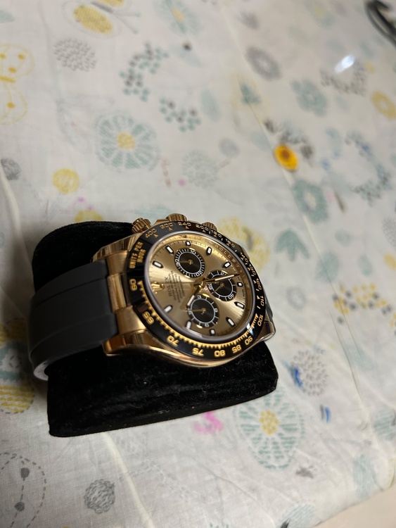 ロレックス デイトナ 116518LN（高級時計）の商品画像 - 査定依頼日：2026年2月4日 - 最高査定価格：7,800,000円