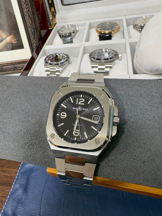 BR05 40mm（高級時計）の商品画像 - 査定依頼日：2026年7月20日 - 最高査定価格：350,000円