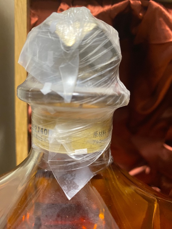 ニッカウイスキーグランドエイジ　660ml 45％（お酒）の商品画像 - 査定依頼日：2025年8月19日 - 最高査定価格：13,000円