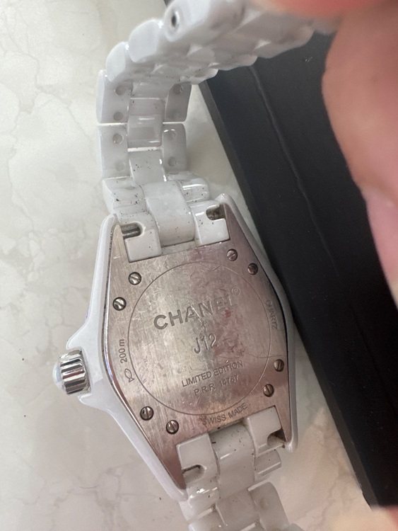 シャネル J12 （高級時計）の商品画像 - 査定依頼日：2025年9月30日 - 最高査定価格：300,000円