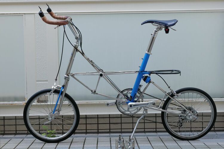 Alex Moulton AM-GT mk2 (Bugatti Blue)（自転車）の商品画像 - 査定依頼日：2025年9月7日 - 最高査定価格：1,470,000円