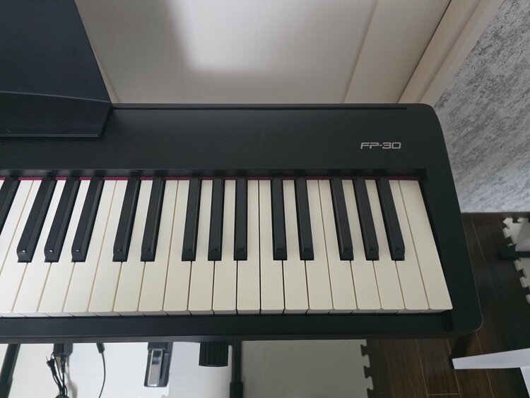 FP-30（ピアノ・楽器・PA機材）の商品画像 - 査定依頼日：2026年3月1日 - 最高査定価格：11,000円