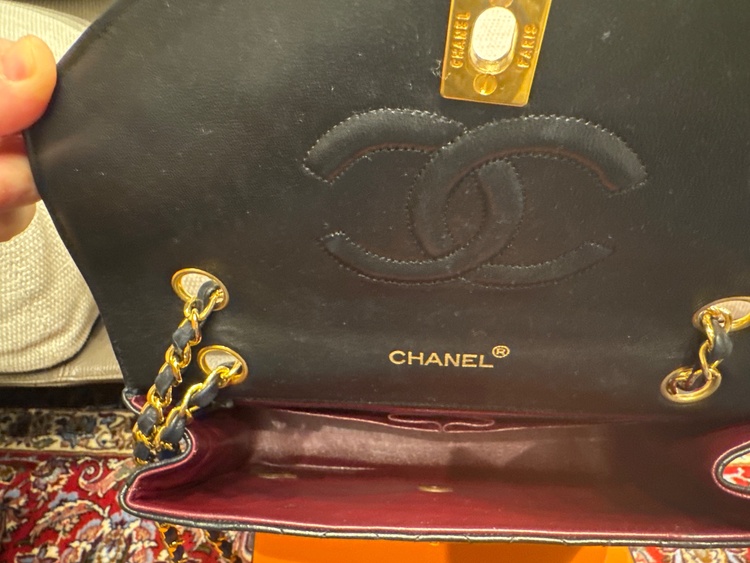 マトラッセ（ブランドバッグ）の商品画像 - 査定依頼日：2025年12月11日 - 最高査定価格：350,000円