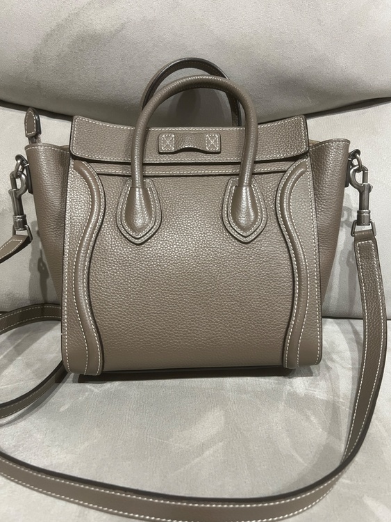 セリーヌ（ブランドバッグ）の商品画像 - 査定依頼日：2025年12月11日 - 最高査定価格：180,000円