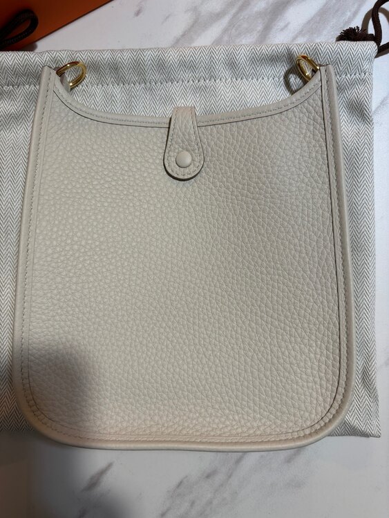 エルメス エブリン （ブランドバッグ）の商品画像 - 査定依頼日：2025年5月17日 - 最高査定価格：350,000円