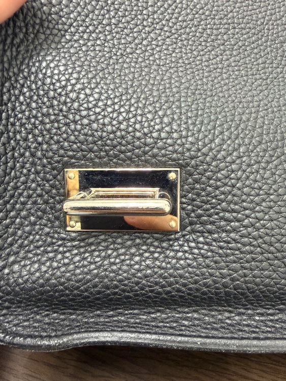 エルメス　メッセンジャーバッグ（ブランドバッグ）の商品画像 - 査定依頼日：2025年11月19日 - 最高査定価格：260,000円