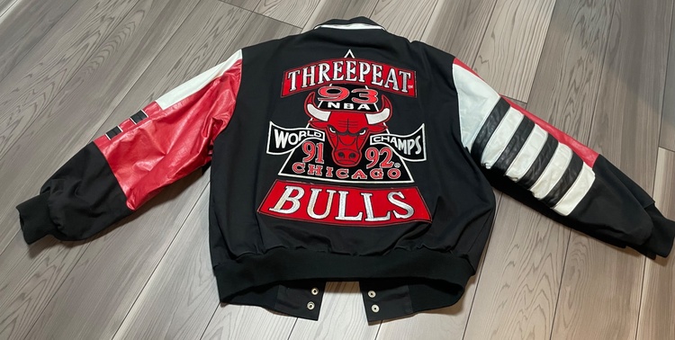 ジェフハミルトン　シカゴカブスジャケット（古着・ファッション）の商品画像 - 査定依頼日：2026年4月7日 - 最高査定価格：22,000円