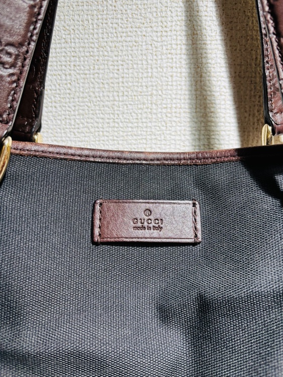 グッチ  （ブランドバッグ）の商品画像 - 査定依頼日：2026年1月27日 - 最高査定価格：30,000円