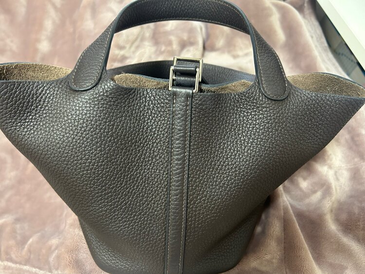 エルメス ピコタン （ブランドバッグ）の商品画像 - 査定依頼日：2024年12月29日 - 最高査定価格：500,000円