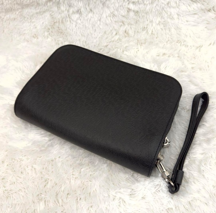 ルイヴィトン タイガ （ブランドバッグ）の商品画像 - 査定依頼日：2025年6月3日 - 最高査定価格：50,000円