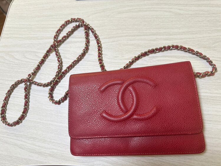 チェーンウォレット（ブランドバッグ）の商品画像 - 査定依頼日：2025年4月28日 - 最高査定価格：150,000円