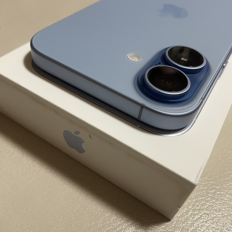 iPhone 17 256GB SIMフリー（スマホ）の商品画像 - 査定依頼日：2026年2月7日 - 最高査定価格：108,000円