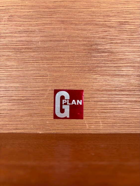 イギリスのG-Plan チェスト（美術品・骨董品）の商品画像 - 査定依頼日：2025年10月15日 - 最高査定価格：15,000円