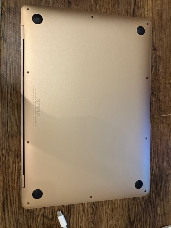 Mac Book air 2019（PC・タブレット）の商品画像 - 査定依頼日：2025年4月2日 - 最高査定価格：22,000円