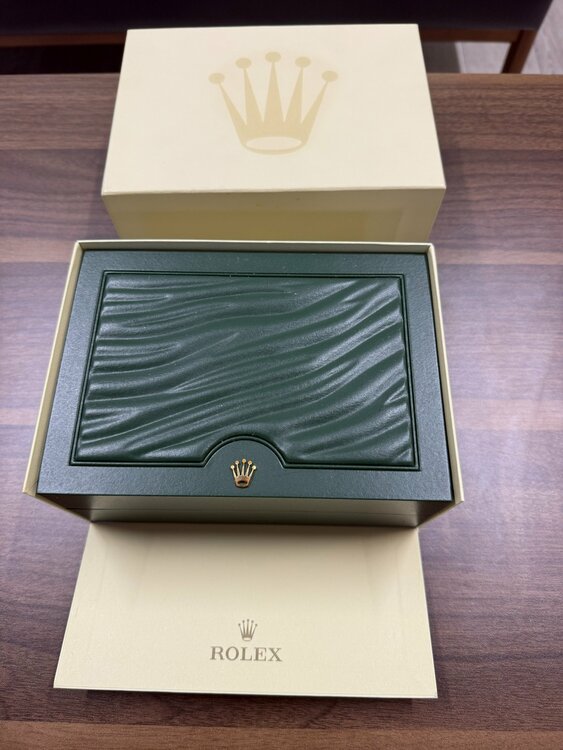 ROLEX ヨットマスター（高級時計）の商品画像 - 査定依頼日：2026年3月4日 - 最高査定価格：1,500,000円