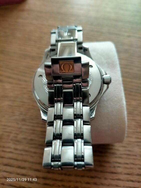 オメガ シーマスター GMT2534（高級時計）の商品画像 - 査定依頼日：2025年11月29日 - 最高査定価格：320,000円