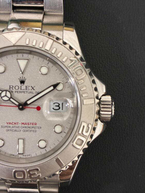 ロレックス ヨットマスター 16622 （高級時計）の商品画像 - 査定依頼日：2025年11月7日 - 最高査定価格：1,200,000円