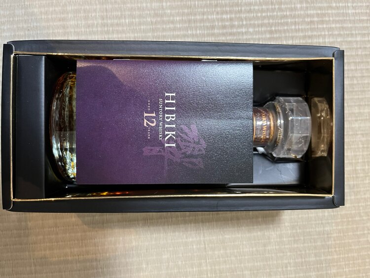 ウイスキー サントリー響 （お酒）の商品画像 - 査定依頼日：2025年4月2日 - 最高査定価格：38,000円