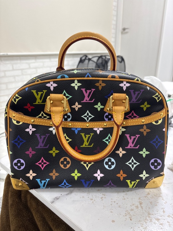 ルイヴィトン マルチカラー （ブランドバッグ）の商品画像 - 査定依頼日：2026年1月19日 - 最高査定価格：160,000円