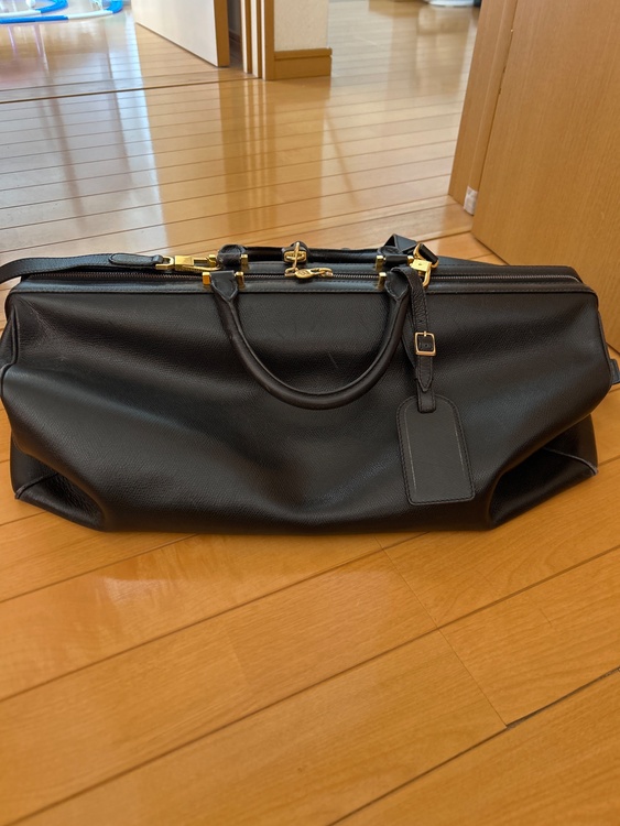 セリーヌ  （ブランドバッグ）の商品画像 - 査定依頼日：2026年2月8日 - 最高査定価格：28,000円