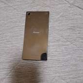 Xperia（スマホ）の商品画像 - 査定依頼日：2023年9月16日 - 最高査定価格：1,000円