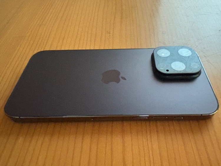 iPhone 13 Pro Max 256GB SIMフリー（スマホ）の商品画像 - 査定依頼日：2026年5月11日 - 最高査定価格：61,000円