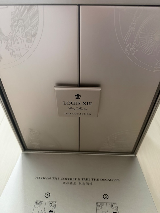 ルイ13世 タイムコレクション（お酒）の商品画像 - 査定依頼日：2026年4月21日 - 最高査定価格：450,000円