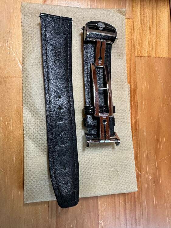 IWC ポルトギーゼ koyaken1018b@icloud.com（高級時計）の商品画像 - 査定依頼日：2025年5月31日 - 最高査定価格：720,000円