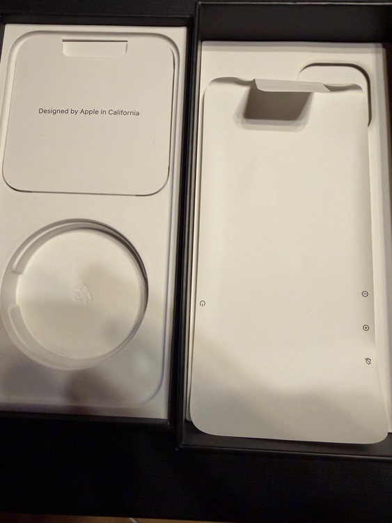 iPhone iPhone 12 Pro Max 128GB Softbank（スマホ）の商品画像 - 査定依頼日：2026年6月22日 - 最高査定価格：31,000円