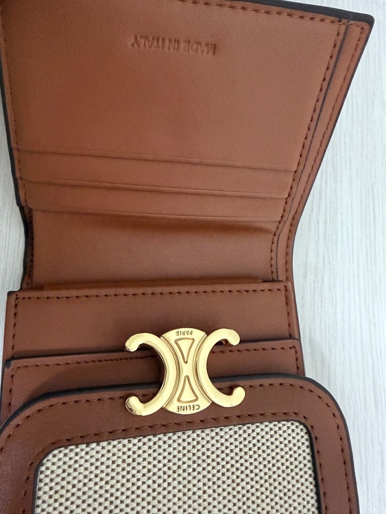 セリーヌ  （ブランドバッグ）の商品画像 - 査定依頼日：2025年11月30日 - 最高査定価格：35,000円