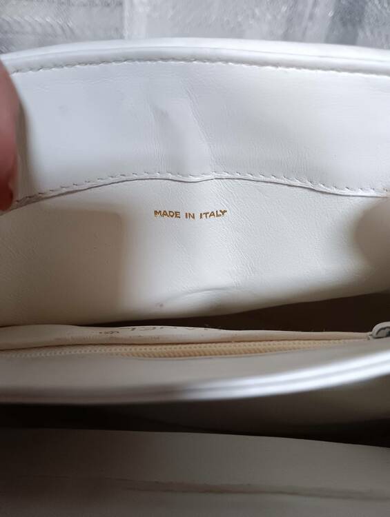 CHANEL Wチェーンショルダーバッグ（ブランドバッグ）の商品画像 - 査定依頼日：2026年10月10日 - 最高査定価格：100,000円