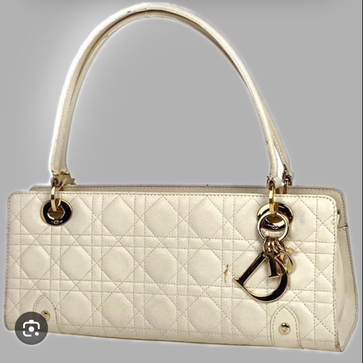 ）カナージュハンドバッグ（ブランドバッグ）の商品画像 - 査定依頼日：2025年12月22日 - 最高査定価格：75,000円