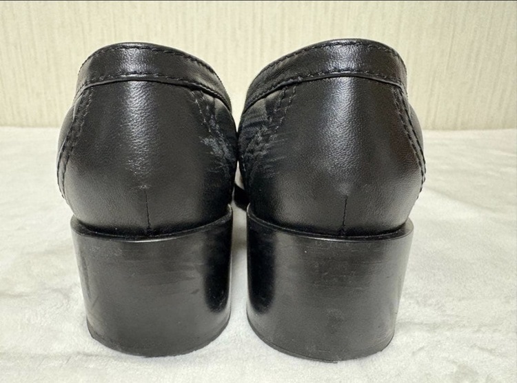 ローファー（古着・ファッション）の商品画像 - 査定依頼日：2026年1月20日 - 最高査定価格：50,000円