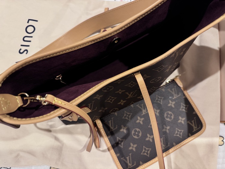 ルイヴィトン ルイヴィトン(その他) （ブランドバッグ）の商品画像 - 査定依頼日：2025年2月4日 - 最高査定価格：350,000円