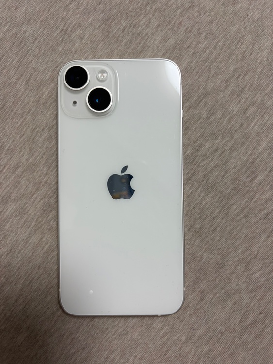 iPhone 14 256GB au（スマホ）の商品画像 - 査定依頼日：2026年3月24日 - 最高査定価格：43,000円