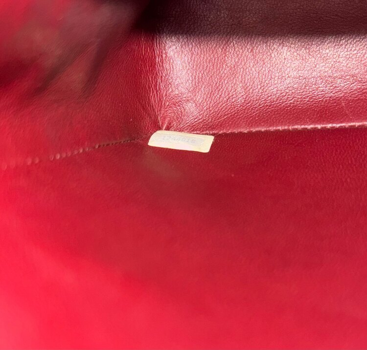 シャネル　ダブルフラップダブルチェーン（ブランドバッグ）の商品画像 - 査定依頼日：2025年3月29日 - 最高査定価格：300,000円