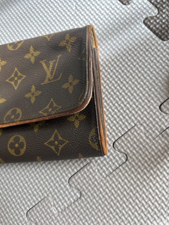 ポシェットツイン（ブランドバッグ）の商品画像 - 査定依頼日：2026年3月10日 - 最高査定価格：100,000円